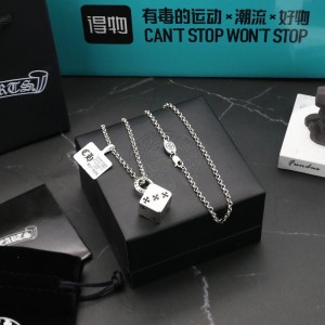 CH Dice Necklace (925 Silver)